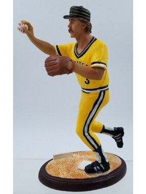 Phil Garner Pittsburgh Pirates "We Are Fam-A-Lee" 8" Collectible Figurine in Box